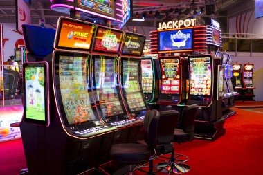maptogel platform dashboard showing Texas Hold'em Bonus alongside football markets and other games